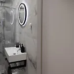 Elario *